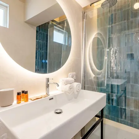 Savoia Station - Bubbles And Relax 3* Bari